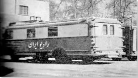 گفت‌وگو با نخستین گوینده‌ زن رادیو در ایران/ گفتم مگر چنین چیزی ممکن است؟! / پدرم از خود من بیش‌تر خوشحال شد


