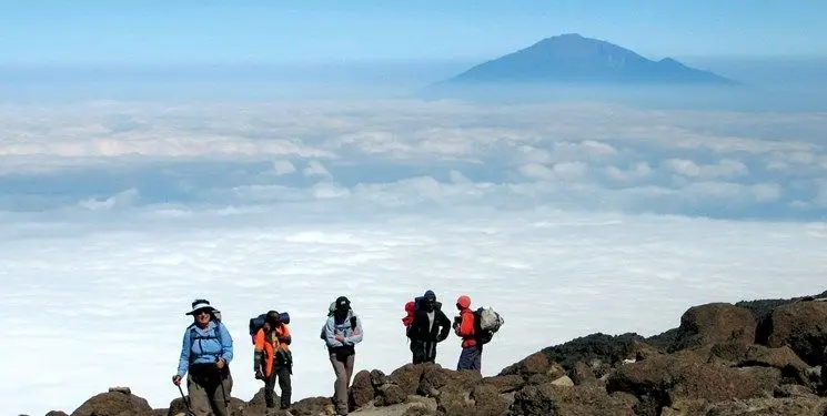 اینترنت پس از اورست به فتح کلیمانجارو رسید