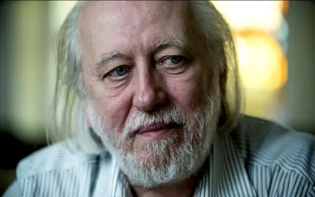 نخستین واکنش برنده نوبل ادبیات به این جایزه
