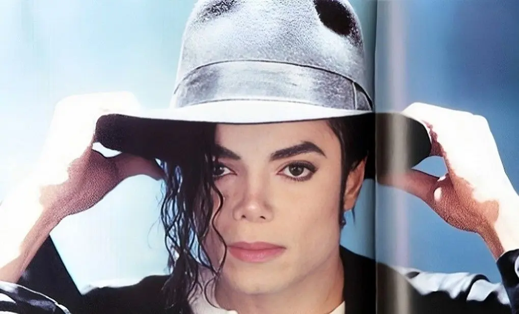 جعفر جکسون در نقش عمویش مایکل جکسون ظاهر می‌شود