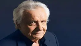 انتقاد خواننده مشهور فرانسوی از امانوئل مکرون