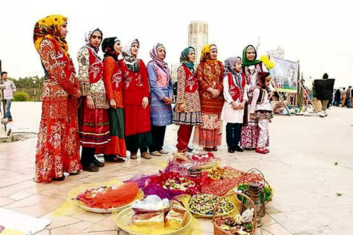 لباس سنتی زنان ایرانی چه شکلی بود؟