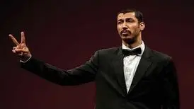 هومن حاجی‌عبداللهی و کامبیز دیرباز و بهرام افشاری سر میز غذا خوری/ عکس
