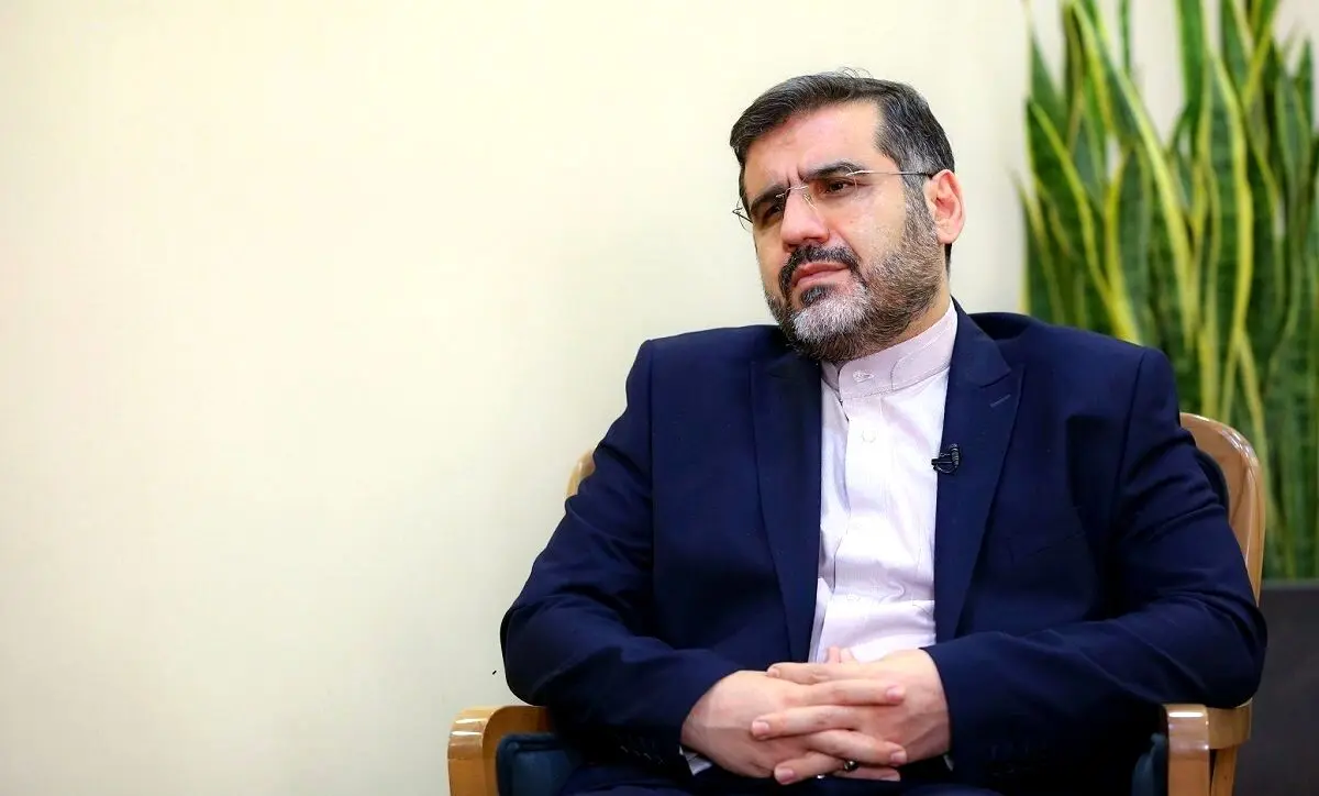 مانع فعالیت هیچکس نمی‌شویم مگر از قانون خارج شود
