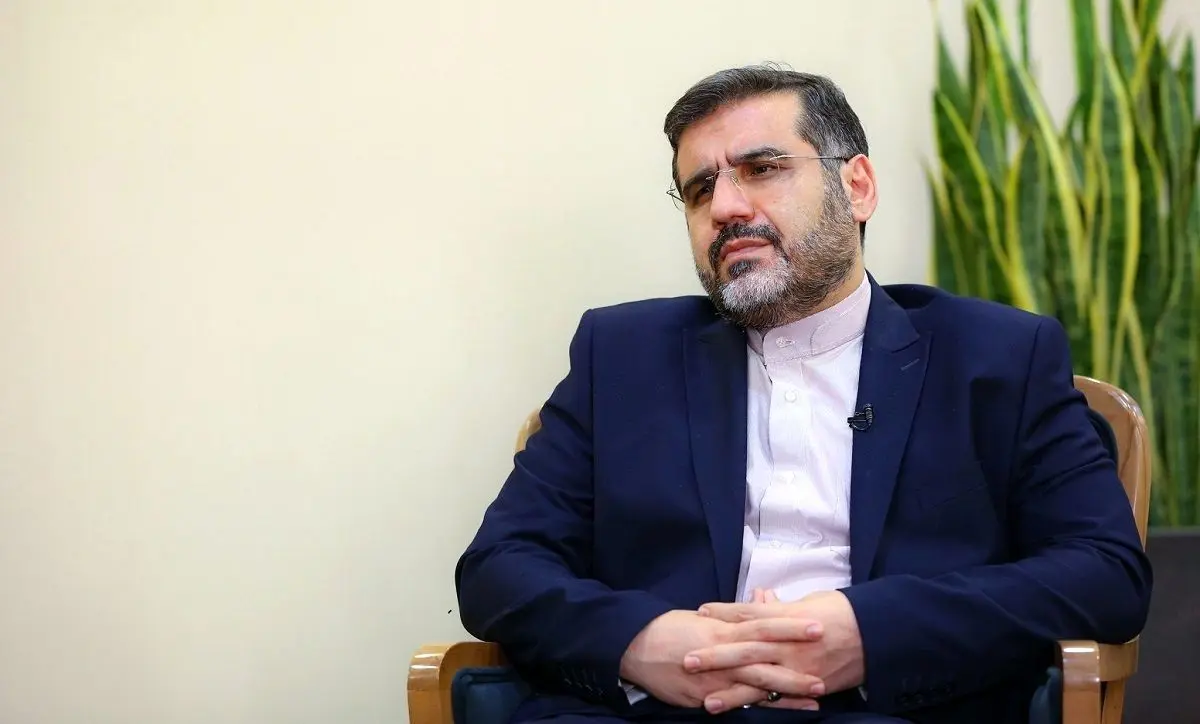 مانع فعالیت هیچکس نمی‌شویم مگر از قانون خارج شود
