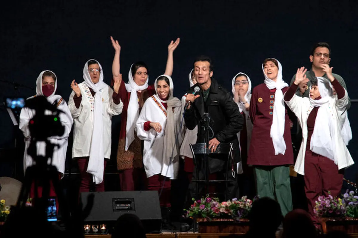 هنرنمایی هنرجویان مبتلا به اوتیسم و سندروم داون در یک کنسرت