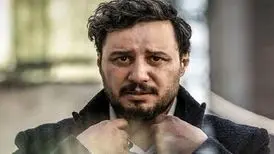 جواد عزتی را در پوشش کارگردانی ببینید/ عکس
