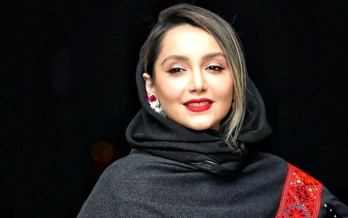 تیپ و چهره مدرسه ای و بامزه «نازنین بیاتی» در 7 سالگی