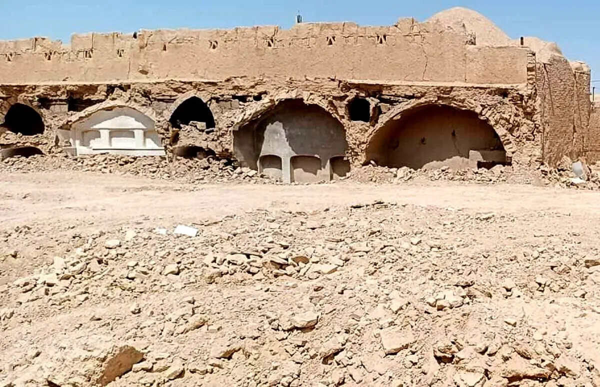 تخریب سریالی در ابرکوه؛ حذف یک خانه دیگر
