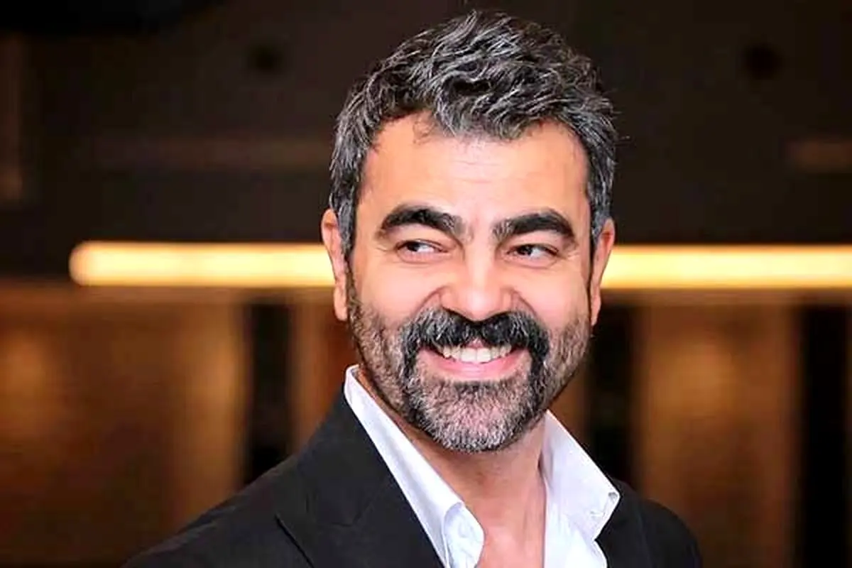 عکس جدید بهزاد خلج به همراه خواهرش

