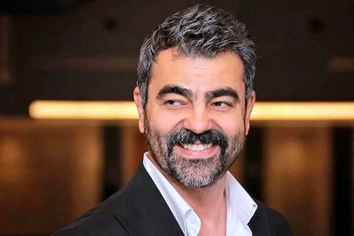 عکس جدید بهزاد خلج به همراه خواهرش
