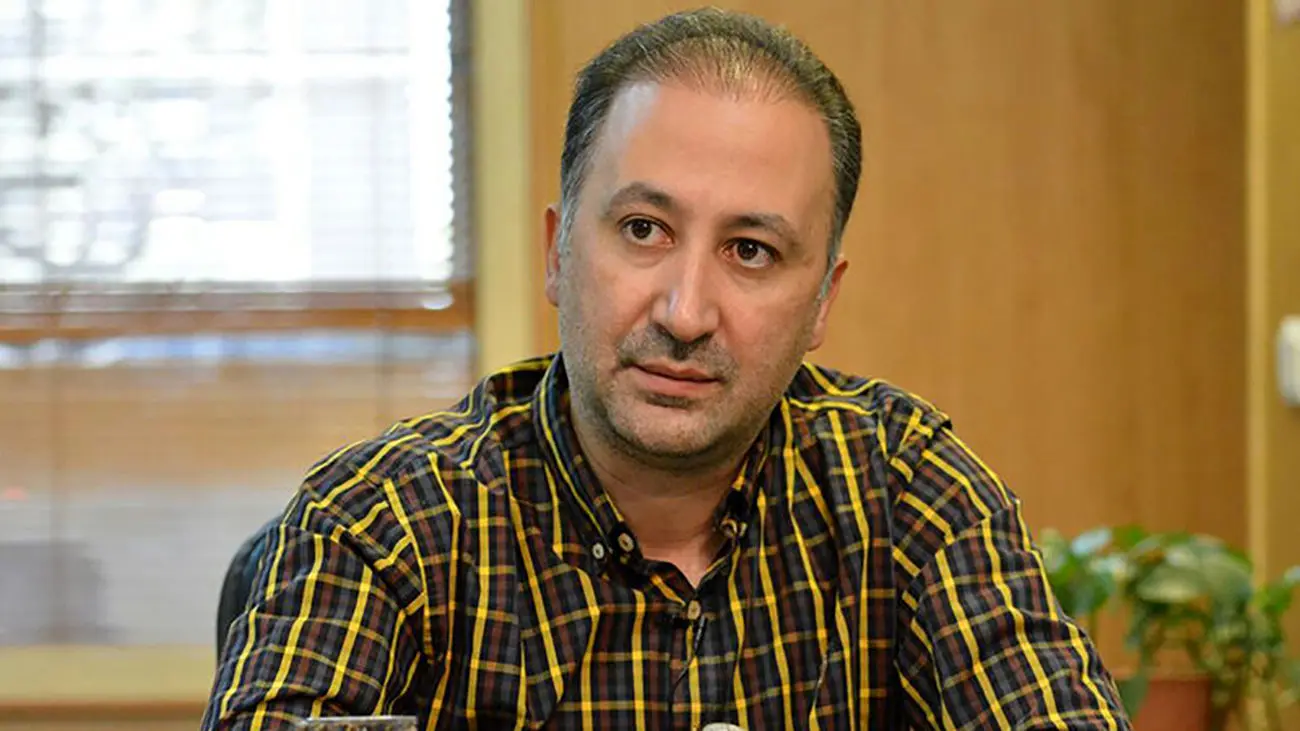 بعد از علی دایی، مجری معروف تلویزیون هم از ممنوع الخروجی در آمد