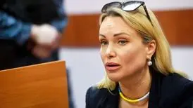 کارمند معترض تلویزیون روسیه جریمه نقدی شد