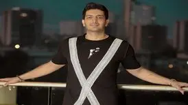 فرزاد فرزین: الان زمان کمک به مردم است
