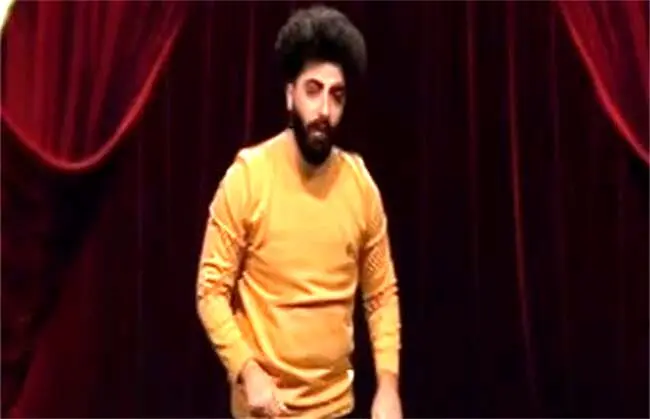ببینید | استندآپ کمدی پسر اصفهانی در عصر جدید | کارن همایون‌فر هم خندید
