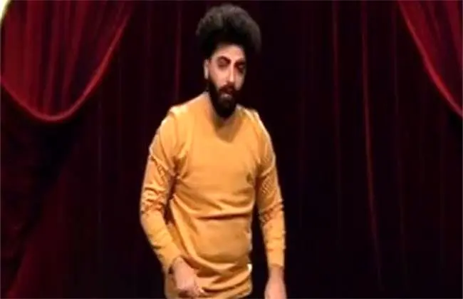 ببینید | استندآپ کمدی پسر اصفهانی در عصر جدید | کارن همایون‌فر هم خندید