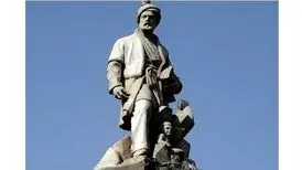 رفتاری که با مجسمه فردوسی شد، اولین نیست اما بدترین است