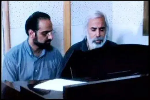 جادوی موسیقایی بابک بیات در پهلوانان نمی‌میرند