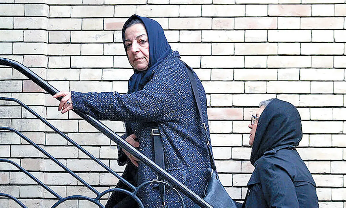 صندلی لغزان خانه سینما
