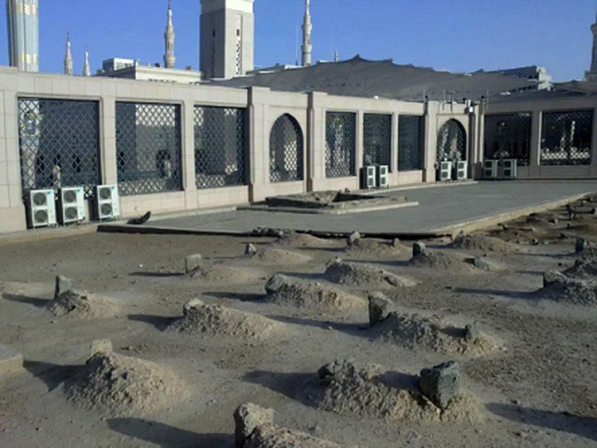 تصویری کمتر دیده شده از مزار مادر حضرت عباس/ عکس
