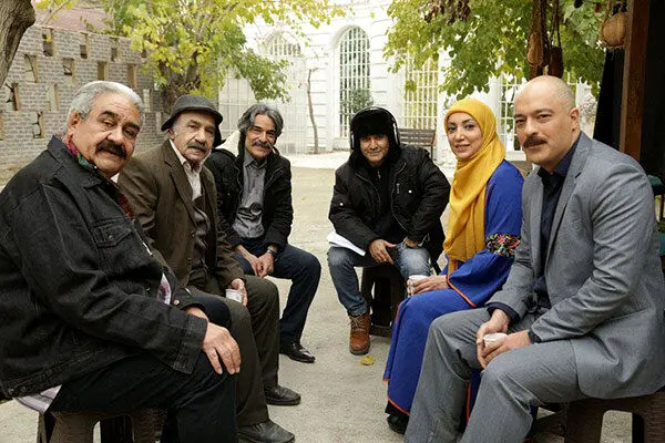 شوخی‌های جنسی«پلاک۱۳»بداهه بود!/ دیگر زیربار کار با معیریان نمی‌روم
