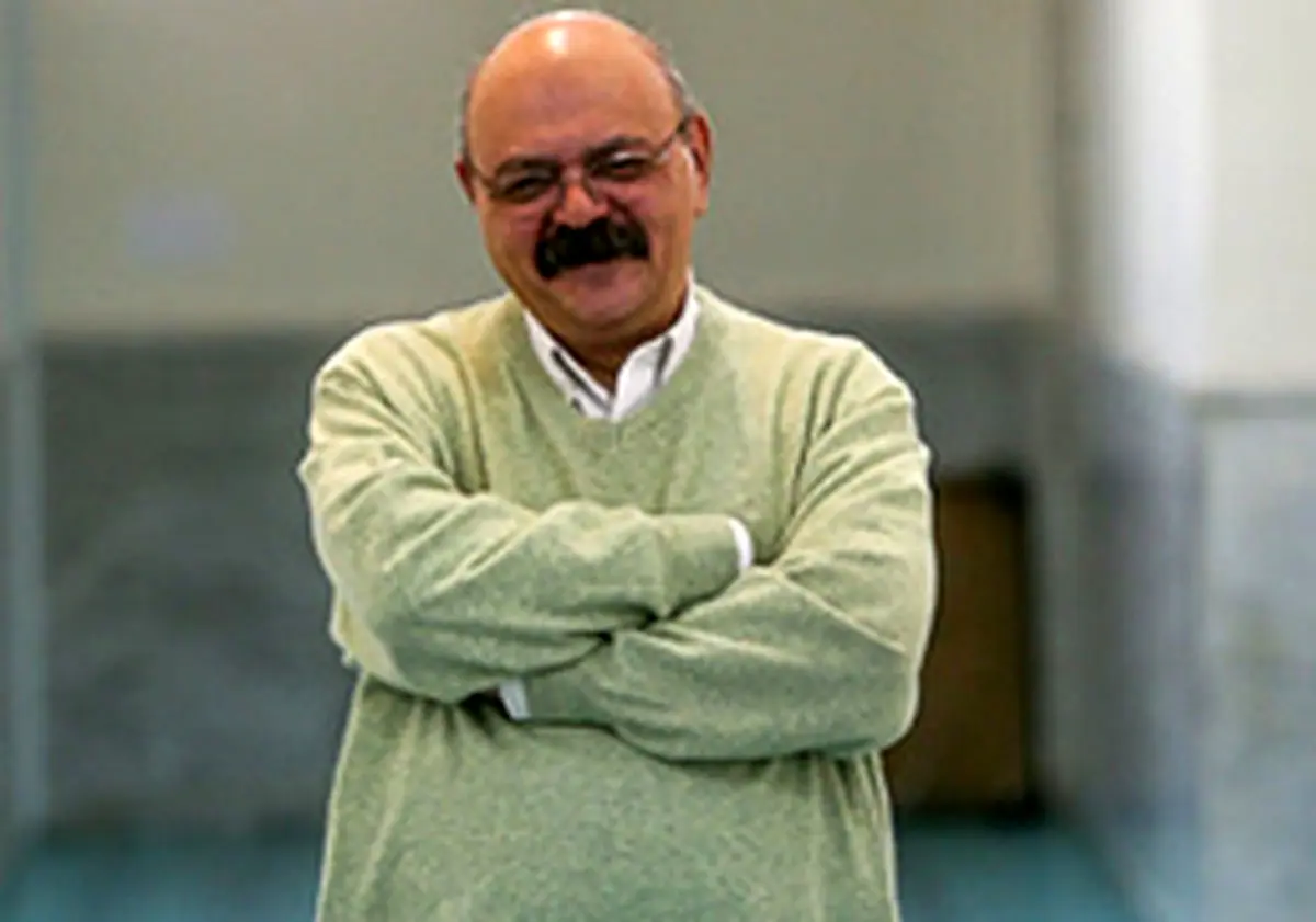 کورش صفوی درگذشت
