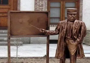 دست‌نوشته‌هایی تازه‌یاب از پدر مدارس نوین ایران

