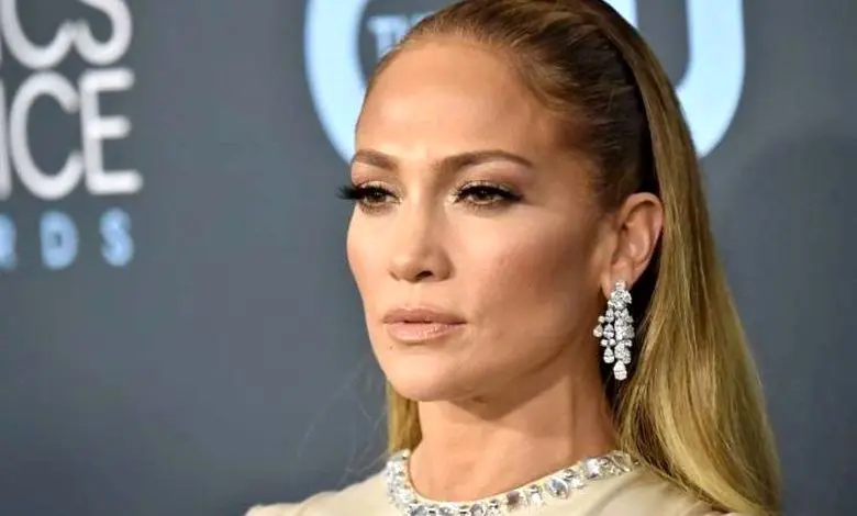 عینک خاص جنیفر همه را شوکه کرد / عکس
