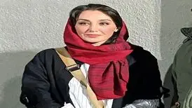 حضور سرزده هدیه تهرانی در اکران بی همه چیز/ این هنرمند فروتنانه در صف خرید بلیت حضور یافت + تصاویر