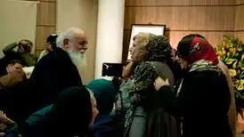 سیمین بهبهانی در شب سایه: من با این غزل سایه بسیار گریستم/ ویدئو