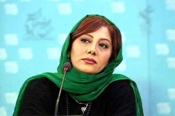 زهرا داودنژاد: مادرمان ایران آبستن تولدی دوباره است