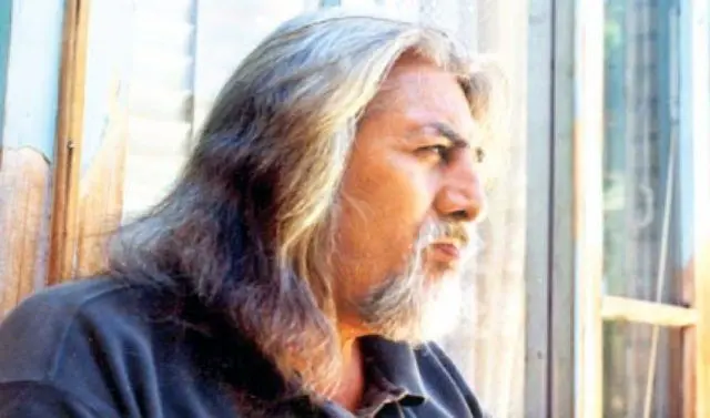 برای شاعر عاشقانه‌ها که امروز هجرت کرد
