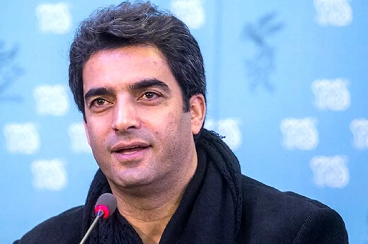 تیپ گران‌قیمت منوچهر هادی در یک مراسم
