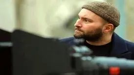 من را به‌نام پدرم قضاوت می‌کنند
