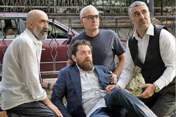 دومین موفقیت در انتظار آقای کارگردان است؟
