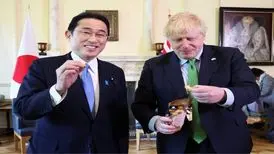 عکس | گاف آقای بوریس جانسون | پیشگویی‌ دیگری از کارتون جنجالی سیمپسون‌ها محقق شد