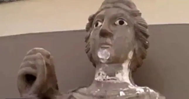 میراثی که جنگ برد، حراجی‌ها فروختند