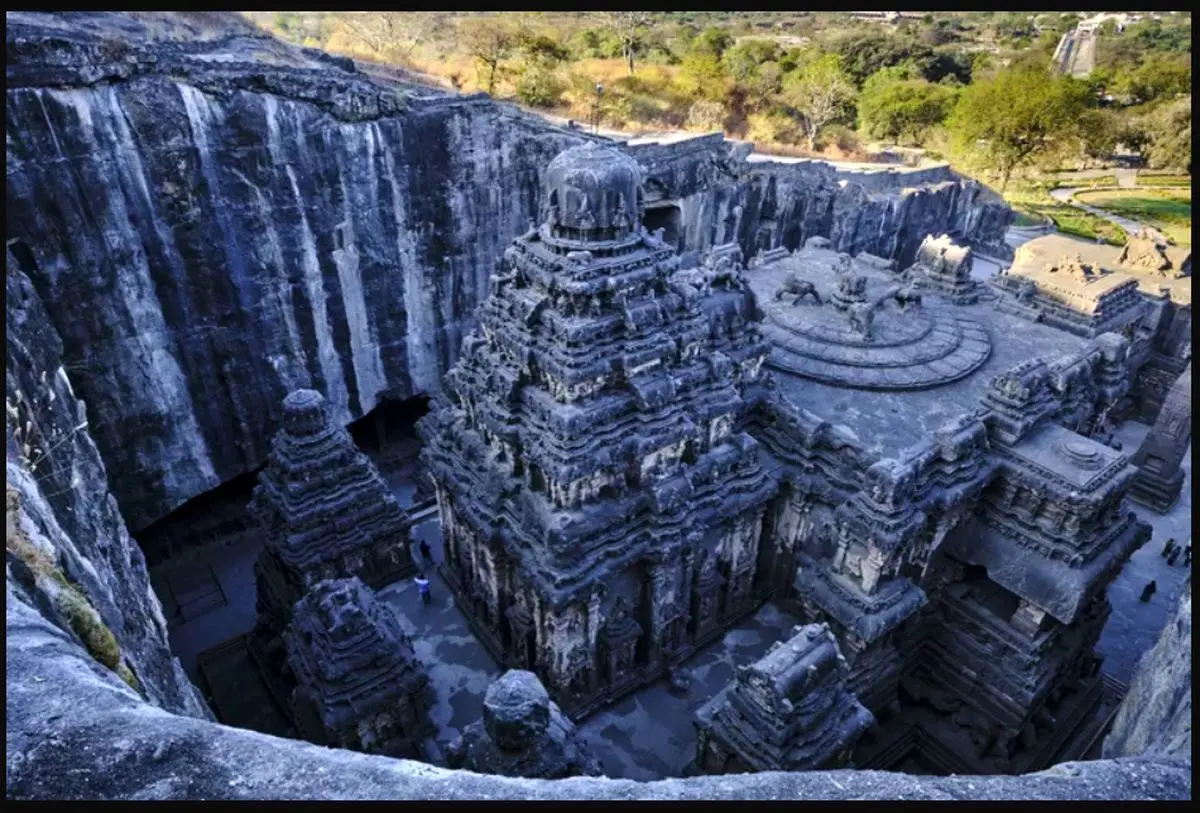 ۸ نمونه خیره کننده از معماری باستانی
