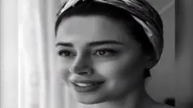 هنوز اینطوری عکس می گیری؟

