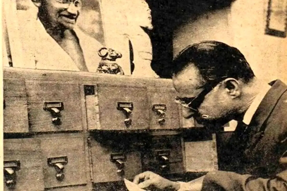 ارث عجیب دهخدا برای دکتر معین؛ یک میلیون فیش‌!
