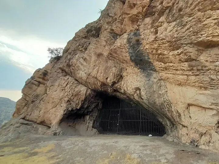 کشفیات محوطه‌های پیش از تاریخ دره خرم آباد از نگاه باستان شناس
