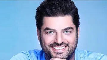 سام درخشانی در افتتاحیه یک نمایش/ عکس

