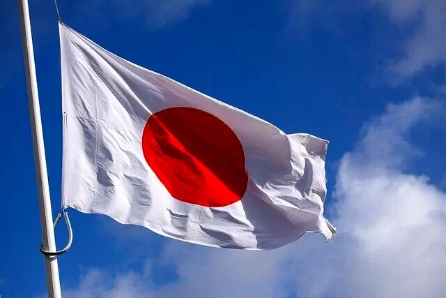 عکس | کشف مجسمه‌ای غول‌پیکر در ژاپن

