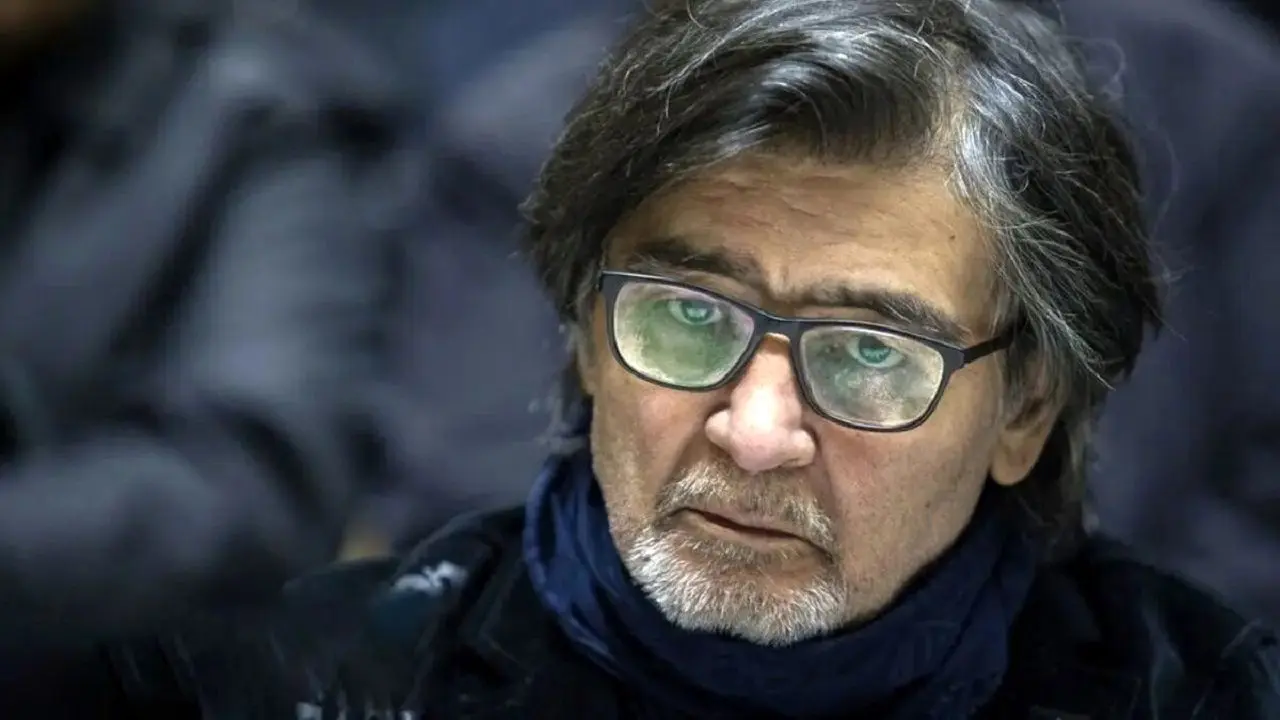 رضا رویگری در مراسم تشییع پیکر رئیس جمهور و همراهانش 