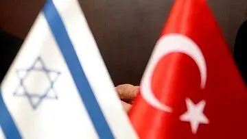 مجری زن تُرک اخراج شد / عکس
