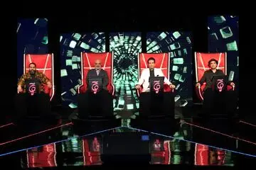 دعوای شدید رضا صادقی و رضا یزدانی در برنامه آوای جادویی