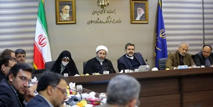 وزیر فرهنگ: تحرک فرهنگی، هنری ایرانیان خارج از کشور یک الزام است/هیچ محدودیتی برای گره‌گشایی امور هموطنان خارج از کشور قائل نیستیم
