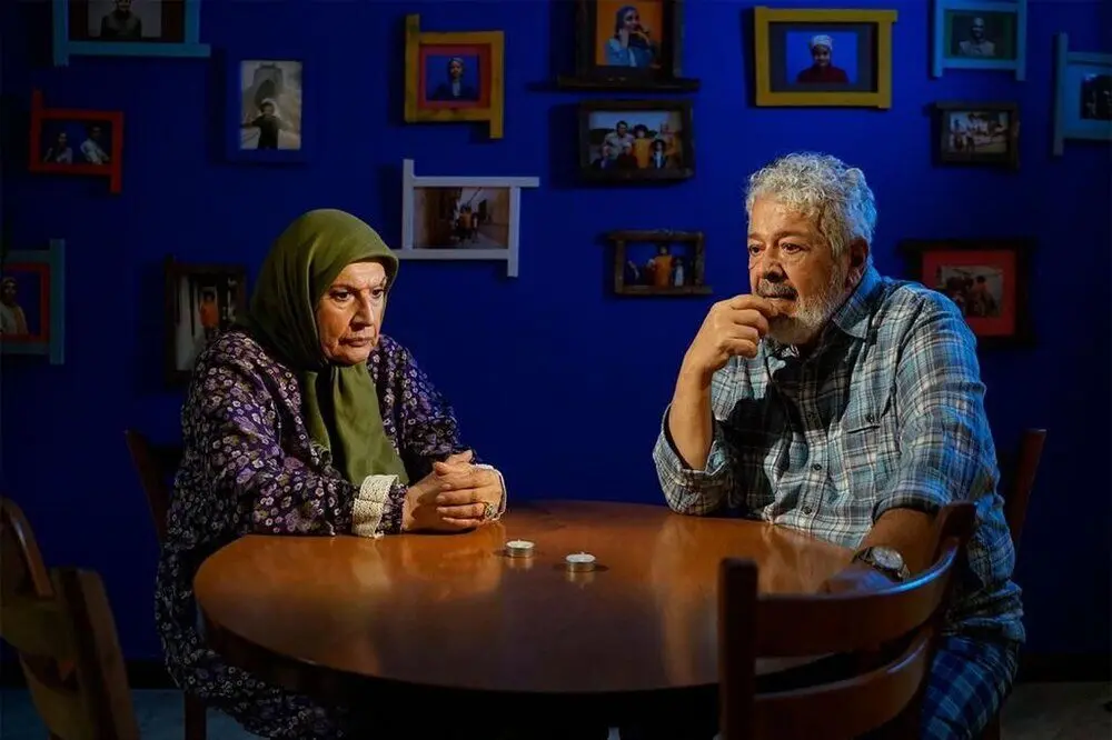 «خانه پرتقالی‌ها» امشب افتتاح می‌شود/ آغاز یک سریال کمدی شبانه
