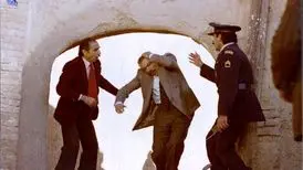 نوشته کمتر دیده‌ شده از کیانوش عیاری درباره ژانر کمدی / سعی کردم به سمت بذله‌گویی و مزه‌پرانی در کمدی نروم
