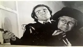 خاطره‌بازی با گوهر خیراندیش در نمایشنامه رحمانیان
